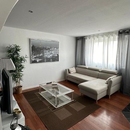 Apparemment Spacieux Et Lumineux Pour 6 Voyageurs Strasbourg Bagian luar foto